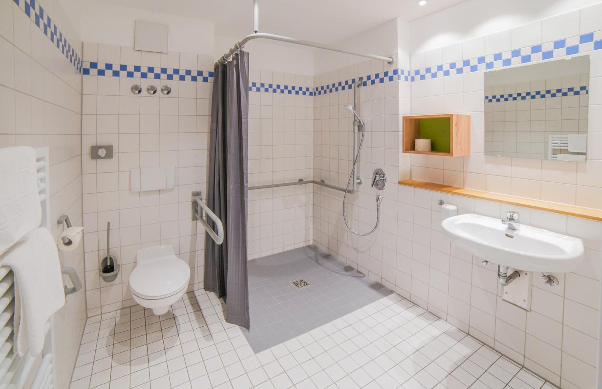 Hotel Lindenhof Bielefeld Buitenkant foto